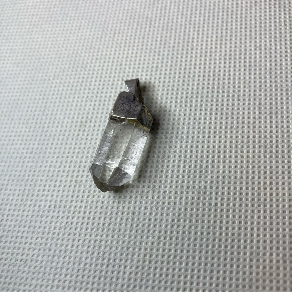Crystal pendant